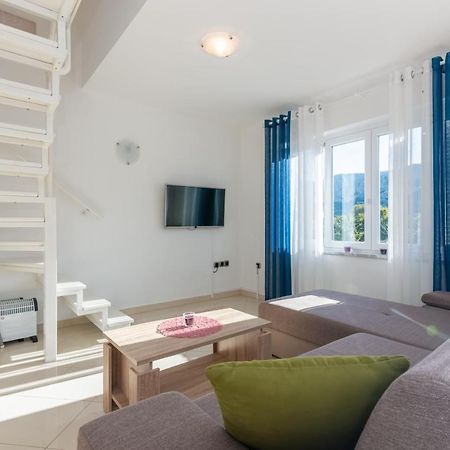 Apartment Mimoza 6, Baska, Krk Dış mekan fotoğraf