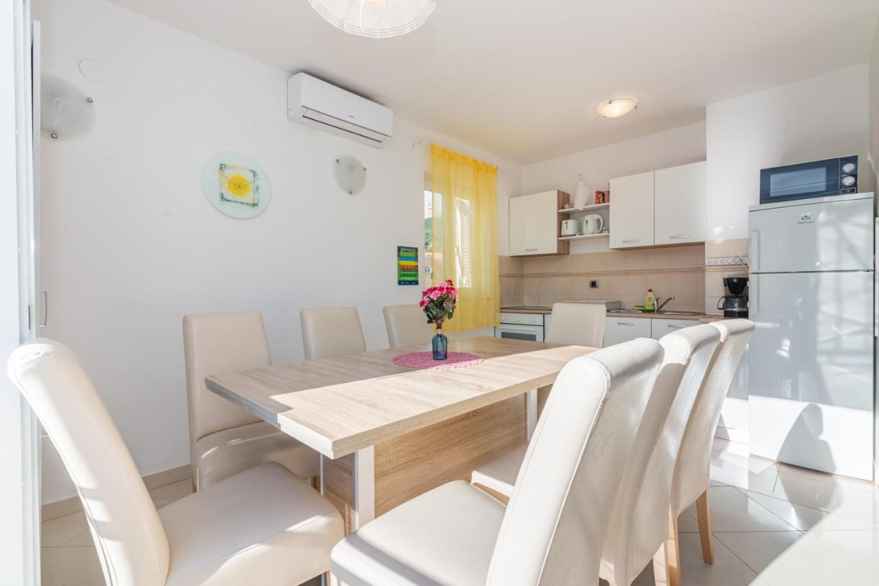 Apartment Mimoza 6, Baska, Krk Dış mekan fotoğraf