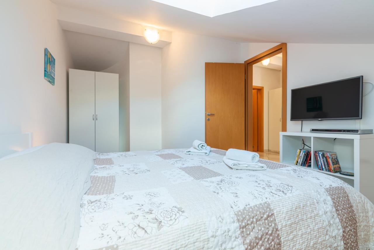 Apartment Mimoza 6, Baska, Krk Dış mekan fotoğraf